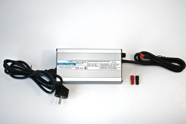 LiFePO4 Ladegerät LiFeEnergy 1210 (12V, 10A)