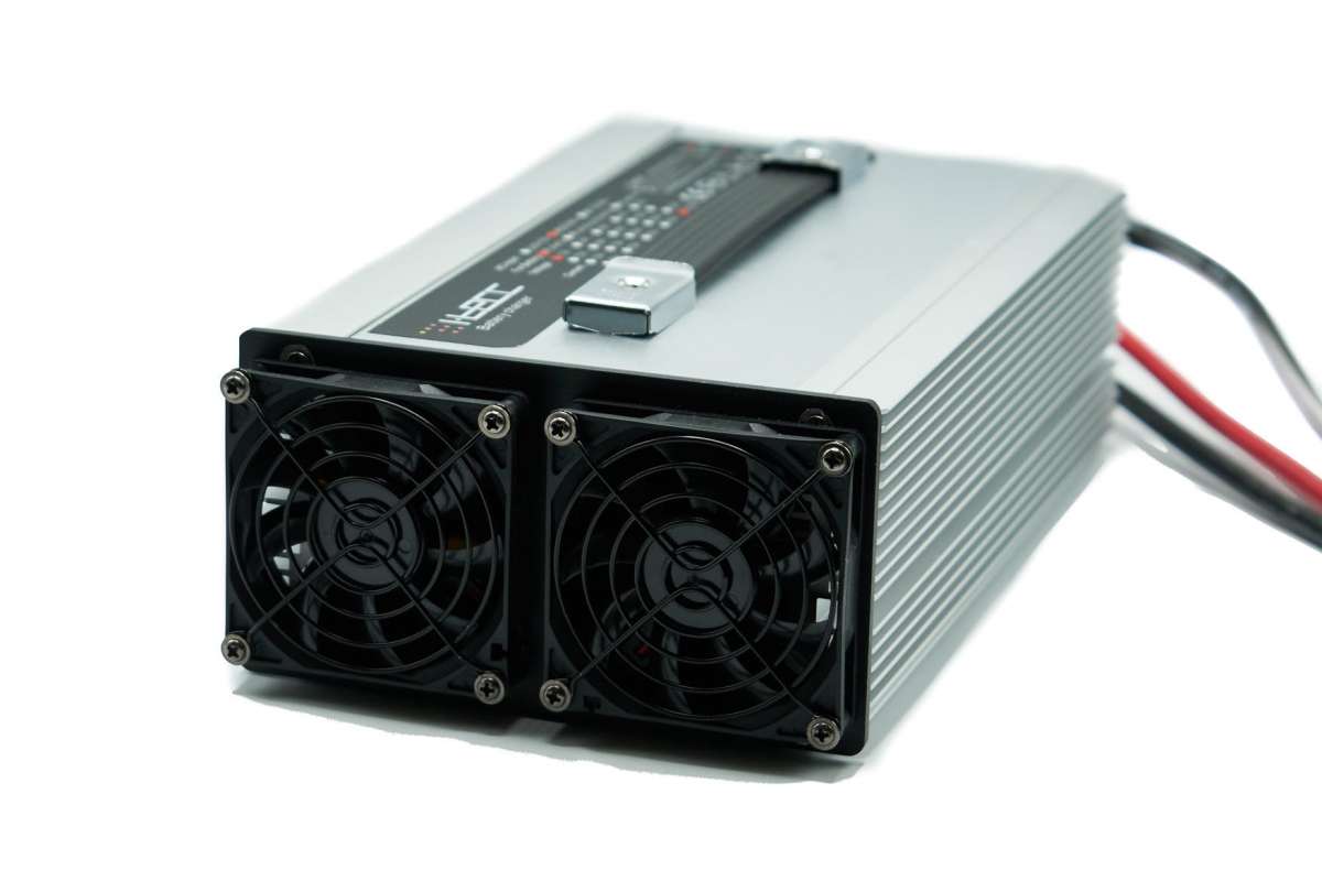 ladegerät lifepo4 12v test